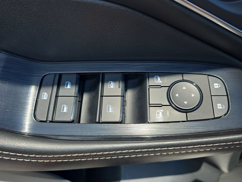 Used 2021 Nissan Rogue SV w/ Premium Package AWD/4WD image 32