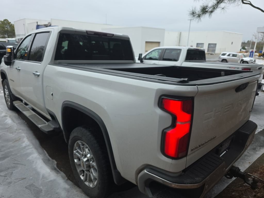 Used 2024 Chevrolet Silverado 2500 LTZ w/ LTZ Premium Package image 4