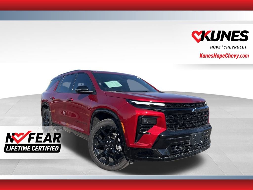 Used 2024 Chevrolet Traverse RS w/ LPO, Floor Liner Package image 1