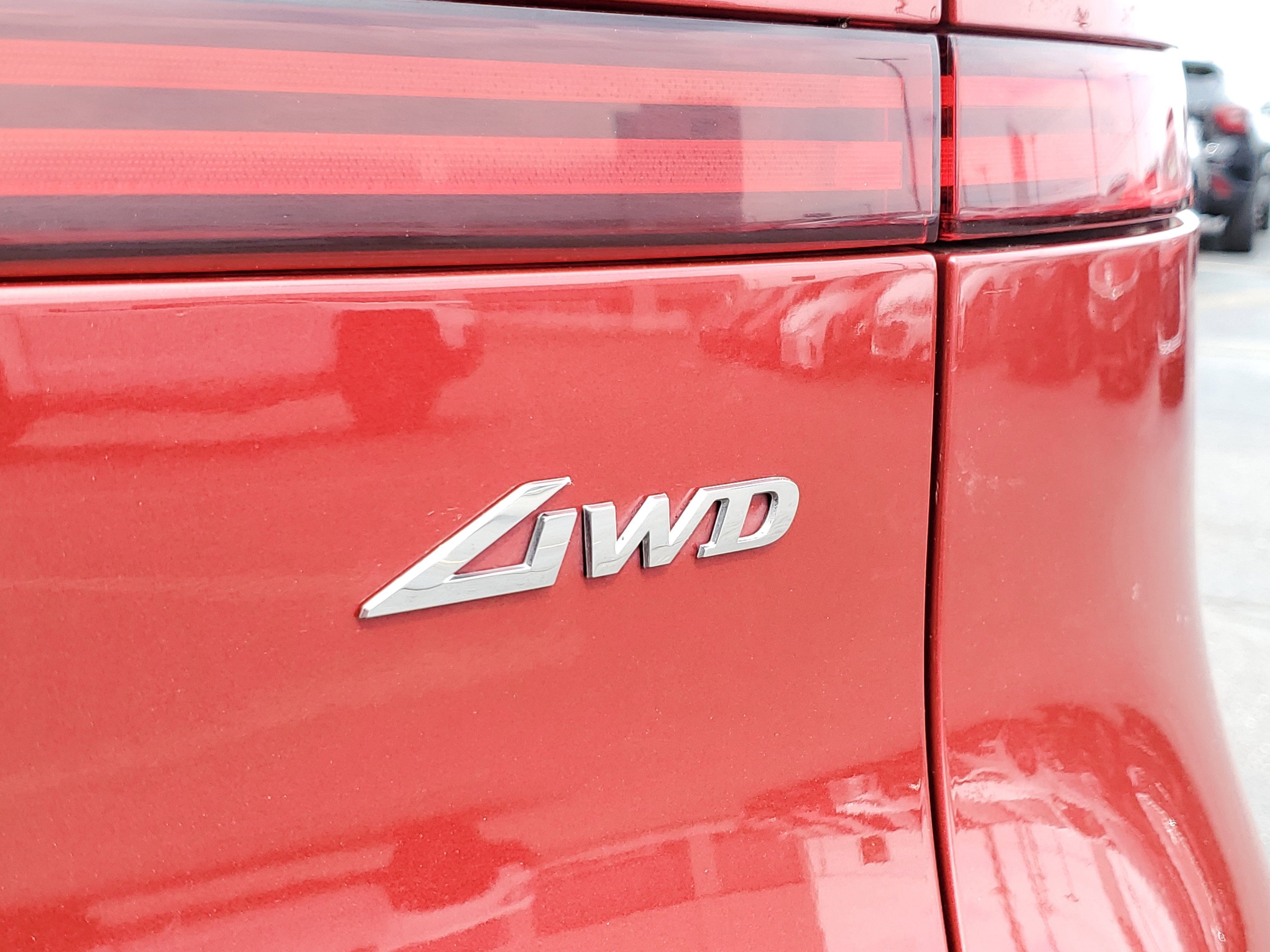 Used 2025 Genesis GV70 2.5T AWD/4WD image 7