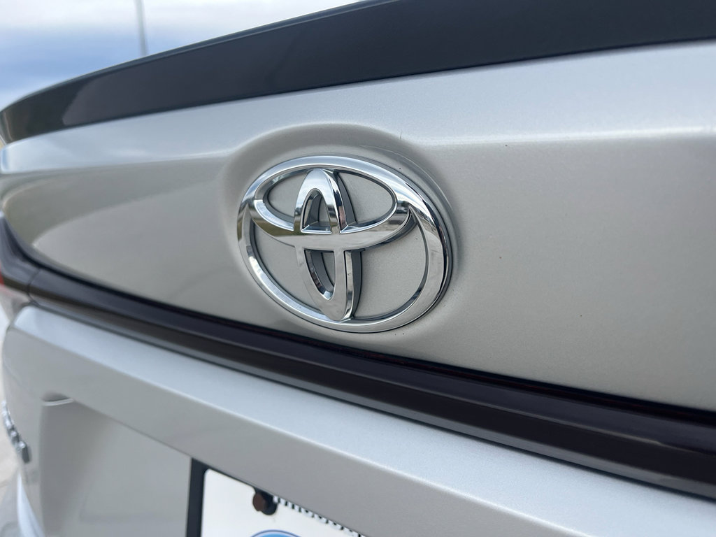 Used 2020 Toyota Corolla XSE image 10