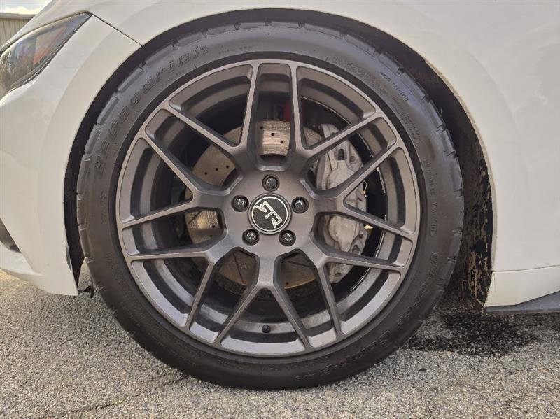 Used 2017 Ford Mustang GT Premium w/ Equipment Group 401A image 17