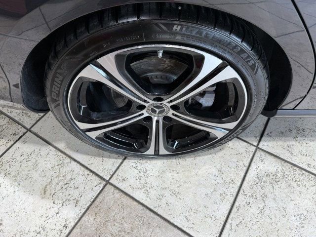 Used 2022 Mercedes-Benz C 300 Sedan w/ Exclusive Trim Package image 9