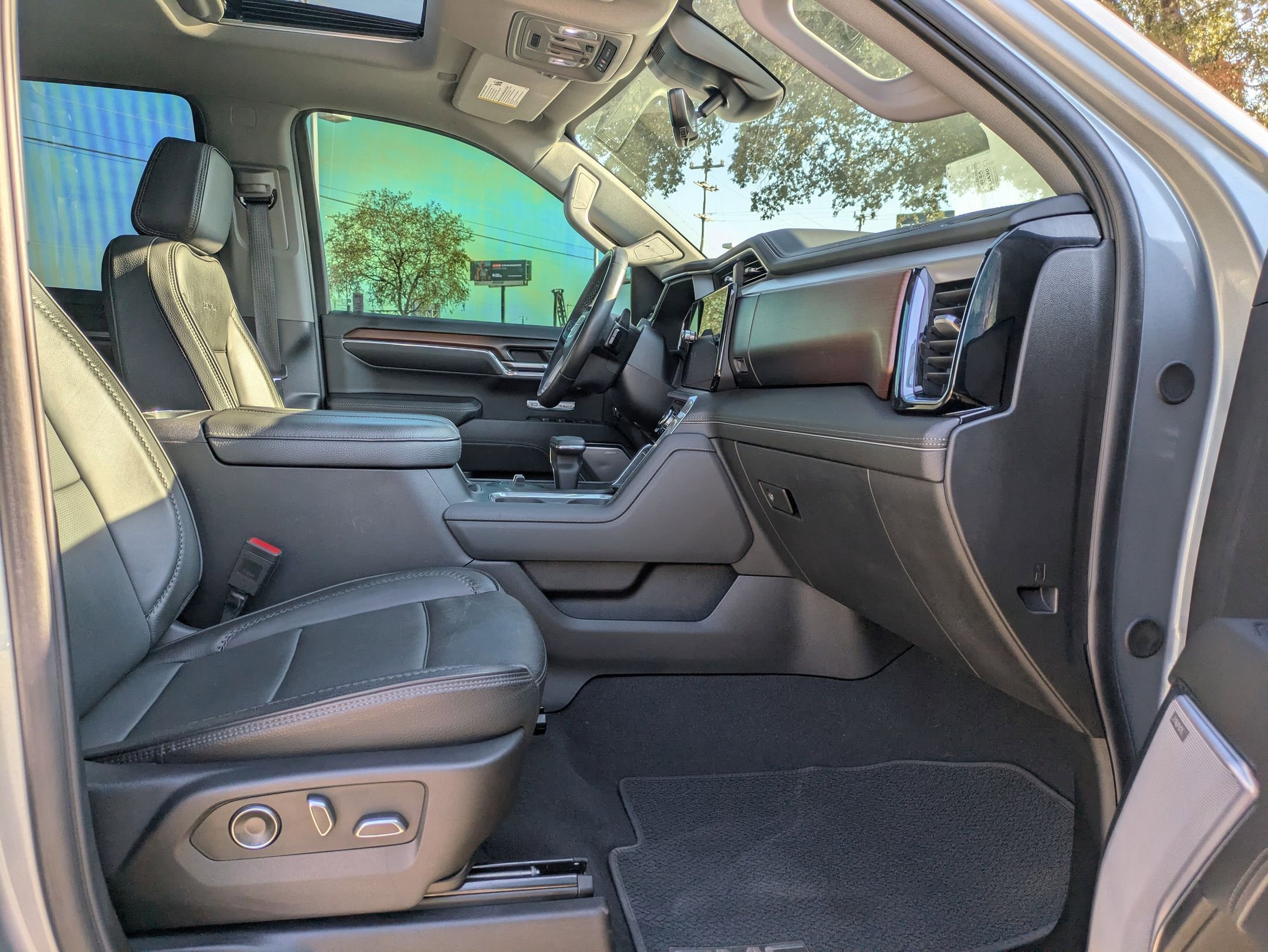 Certified 2024 GMC Sierra 1500 Denali image 29