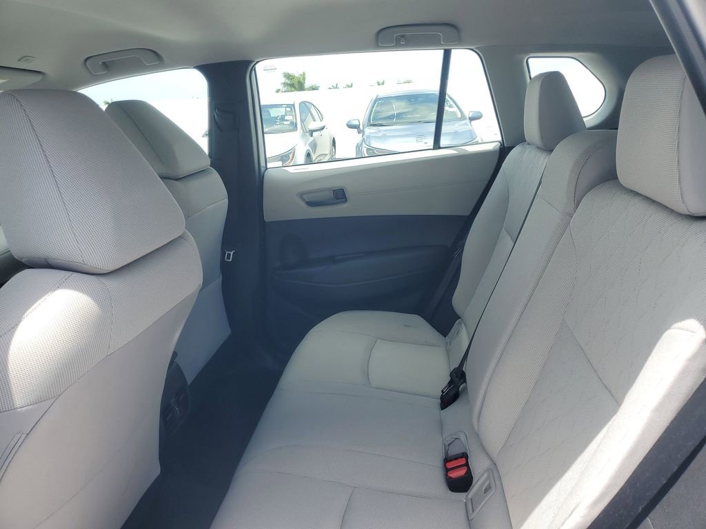 Used 2025 Toyota Corolla Cross L FWD image 10