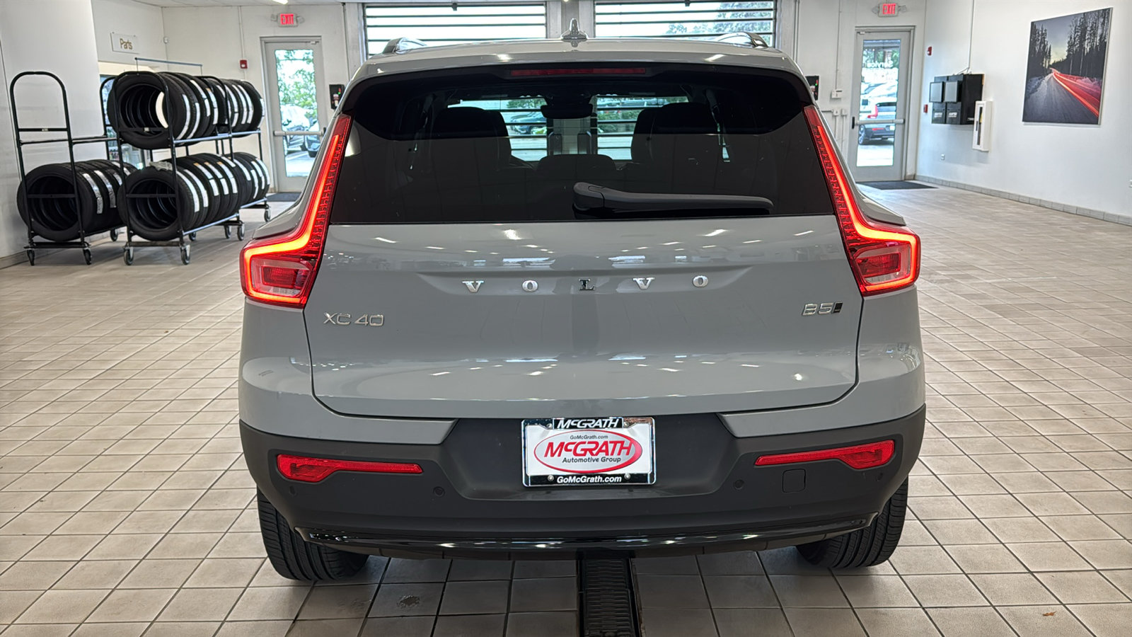 New 2026 Volvo XC40 B5 Plus w/ Protection Package Premier AWD/4WD image 6