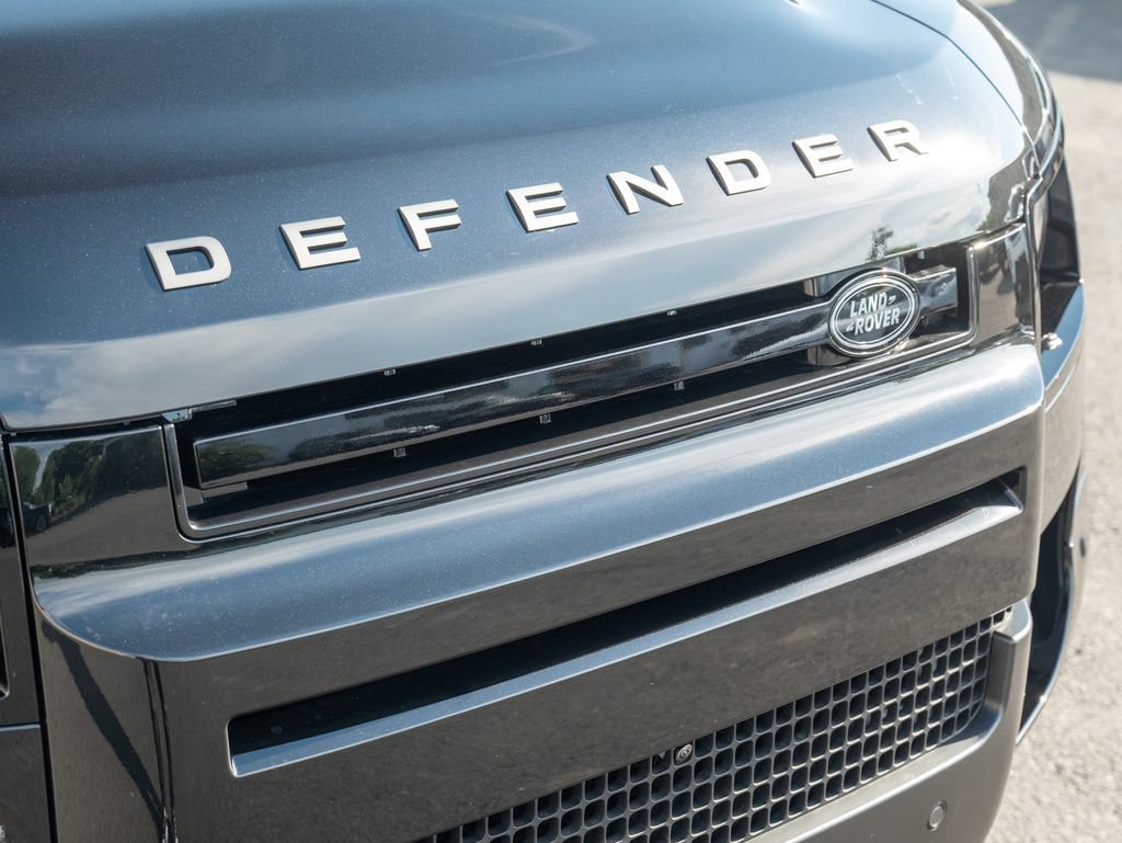 New 2026 Land Rover Defender 110 X-Dynamic SE AWD/4WD image 15
