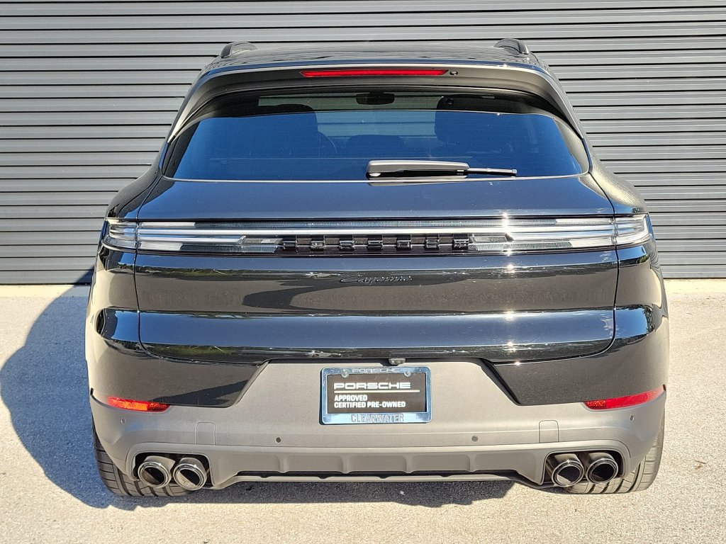Certified 2026 Porsche Cayenne AWD/4WD image 6