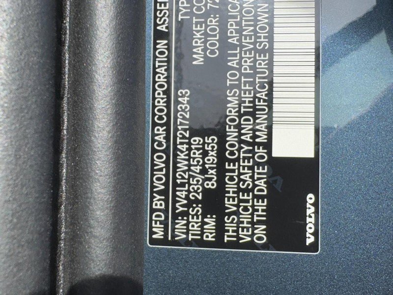 New 2026 Volvo V60 B5 Cross Country Plus w/ Climate Package image 16