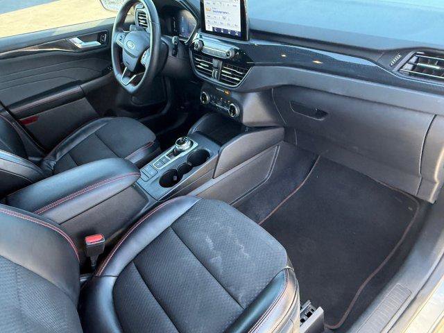 Used 2023 Ford Escape ST-Line image 12