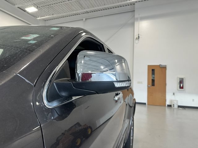 Used 2021 Jeep Grand Cherokee Overland AWD/4WD image 10