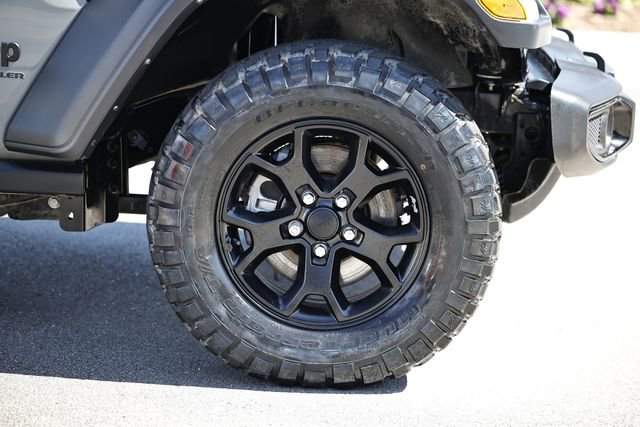 Used 2023 Jeep Wrangler Willys image 11