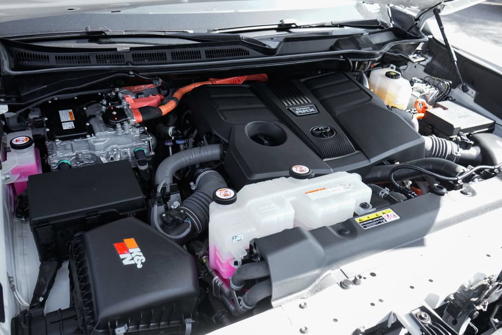 Used 2022 Toyota Tundra Limited AWD/4WD image 12