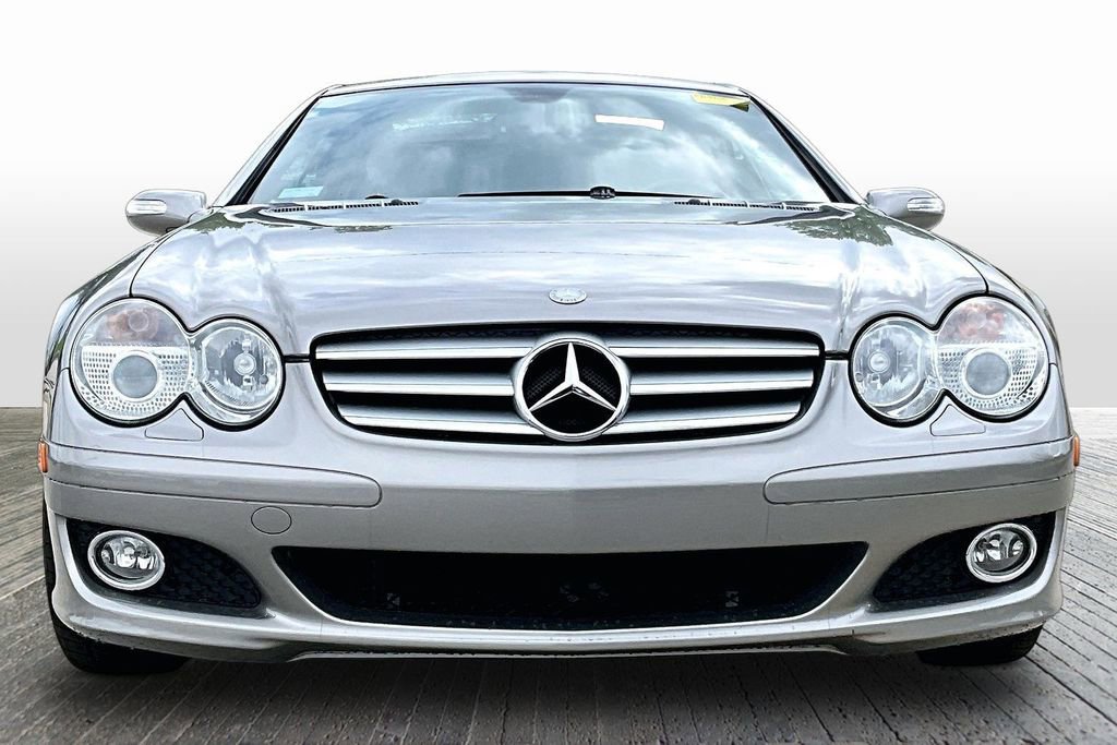 Used 2007 Mercedes-Benz SL 550 image 2