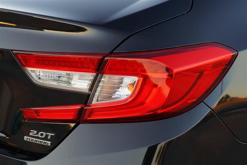 Used 2019 Honda Accord Touring image 30