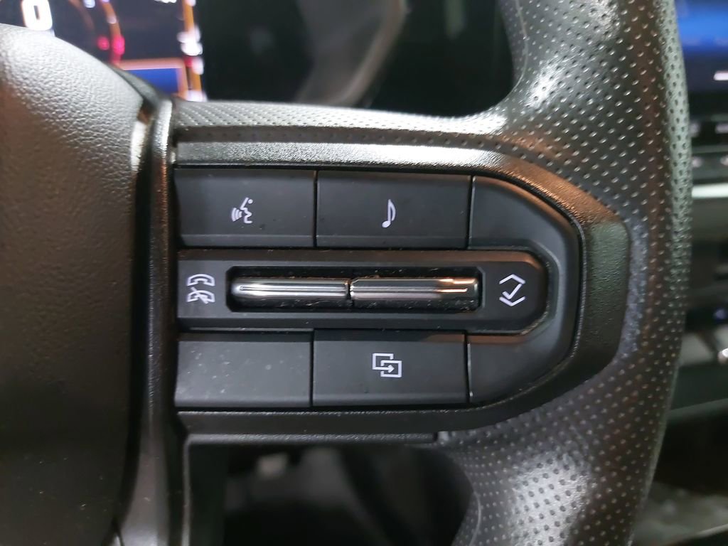 Used 2023 Chevrolet Colorado Trail Boss w/ LPO, Dark Essentials Package image 17