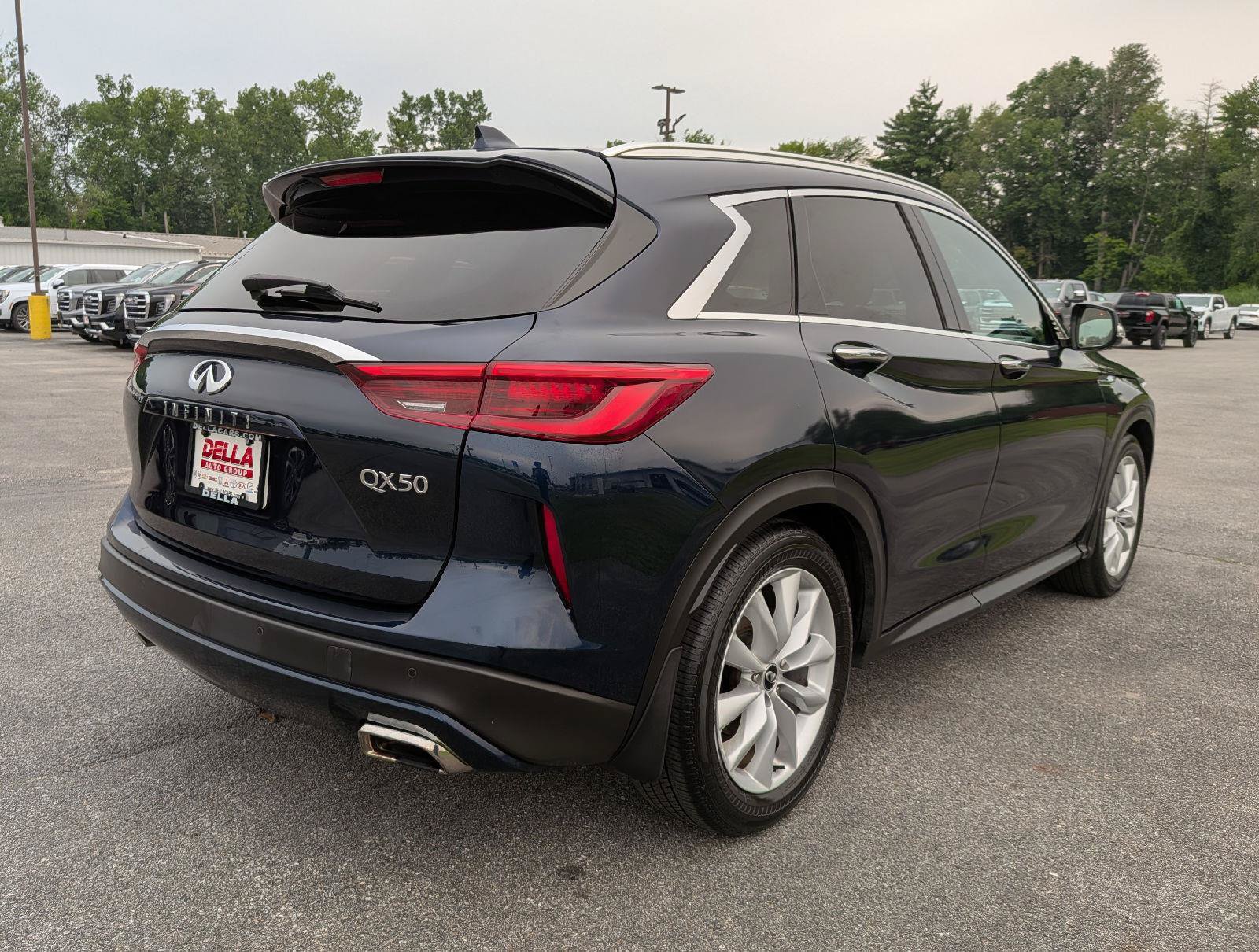 Used 2019 INFINITI QX50 Essential w/ Premium Heat Package AWD/4WD image 7