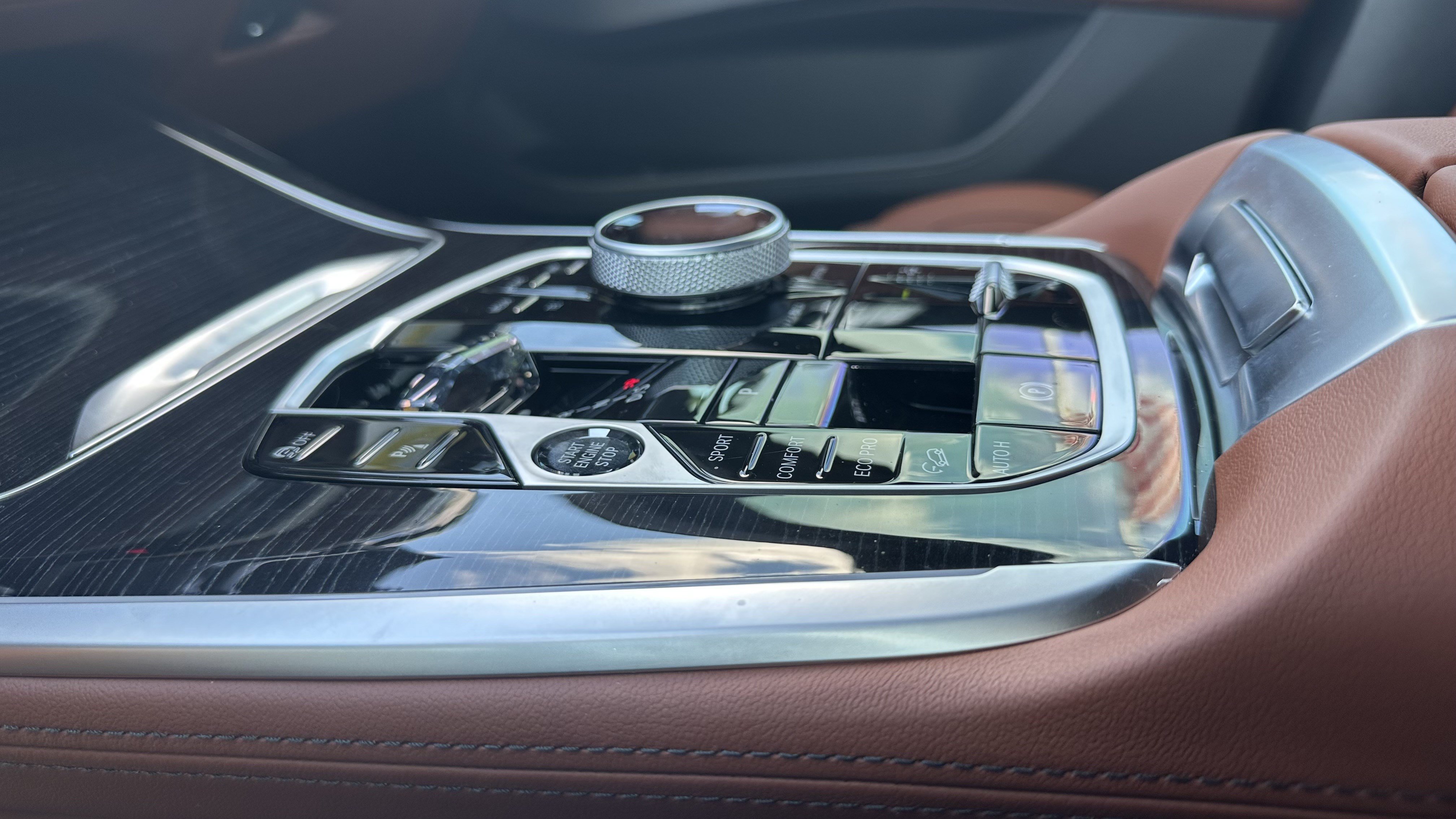 New 2027 BMW X7 M60i AWD/4WD image 25