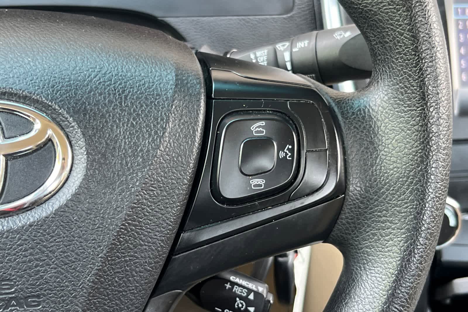 Used 2015 Toyota Camry LE FWD image 24