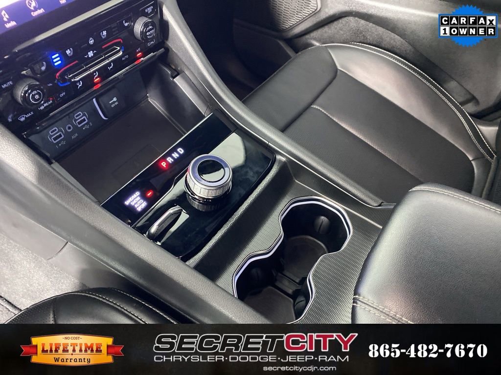 Used 2024 Jeep Grand Cherokee L Limited w/ Luxury Tech Group II AWD/4WD image 23
