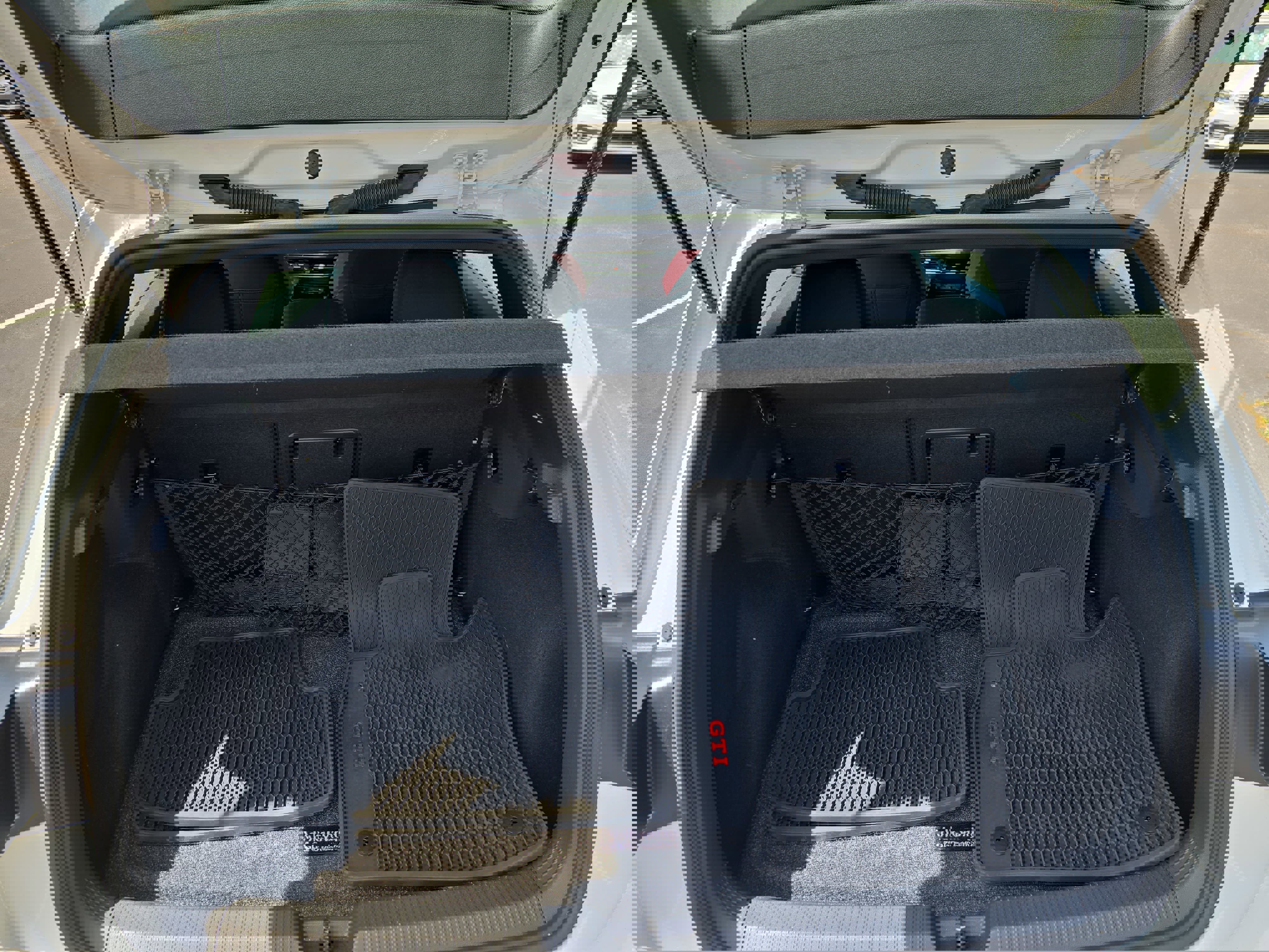 Used 2024 Volkswagen GTI SE image 13