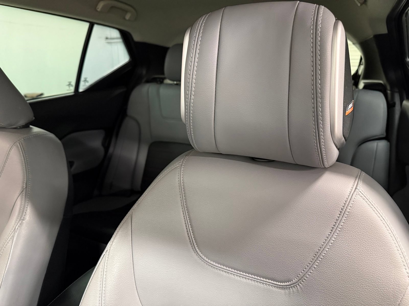 Used 2024 Nissan Kicks SR w/ SR Premium Package FWD image 18