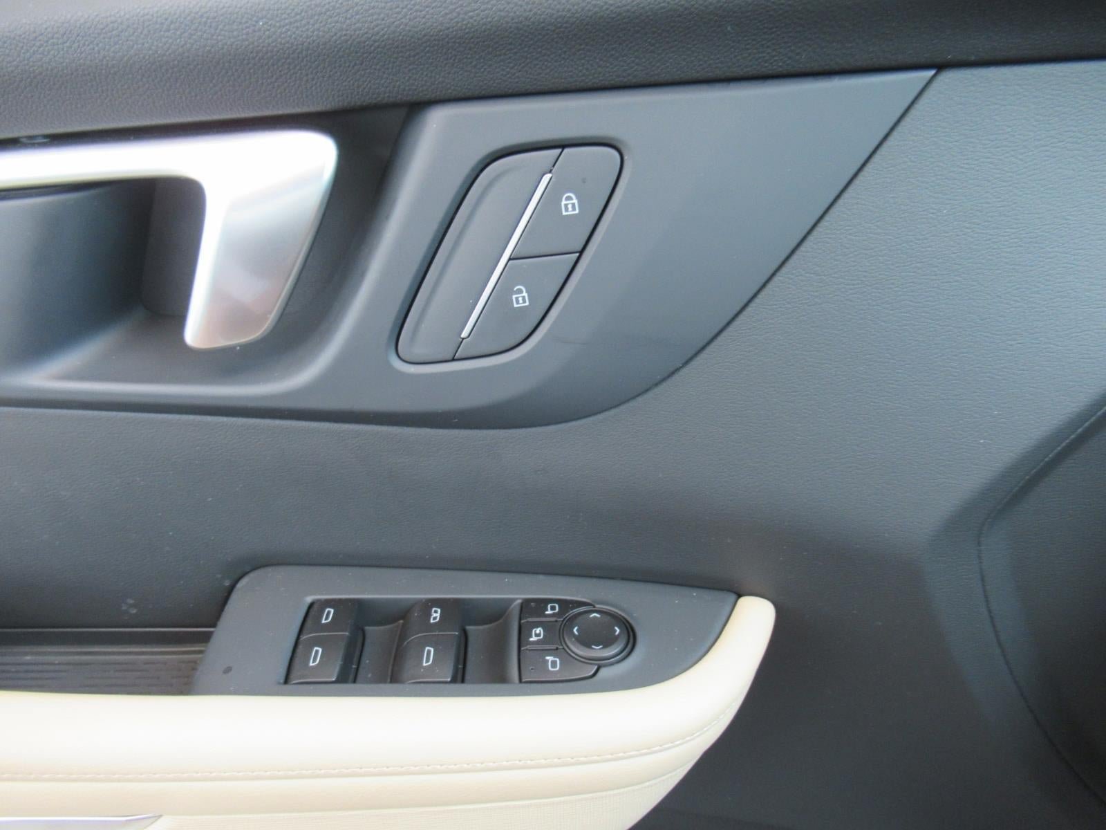 Used 2026 Buick Enclave Preferred w/ LPO, Floor Liner Package FWD image 22