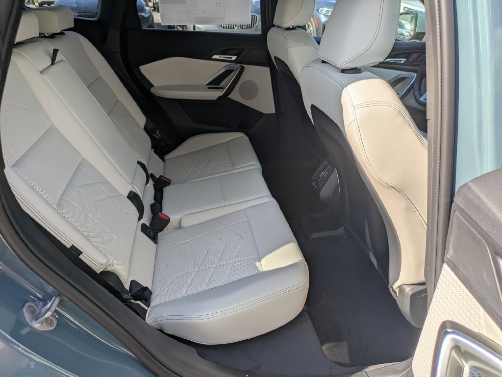 New 2027 BMW X1 xDrive28i AWD/4WD image 23