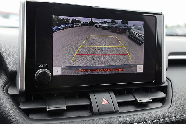 Used 2024 Toyota RAV4 LE video 2