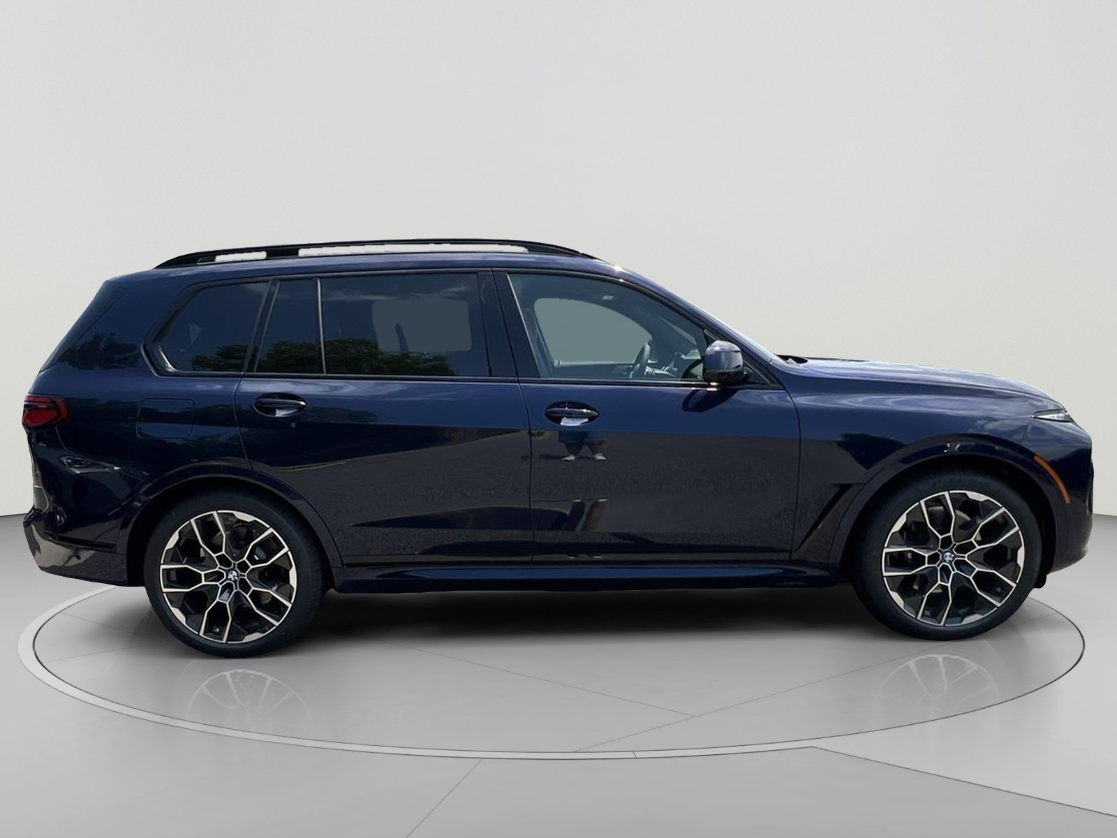 New 2027 BMW X7 xDrive40i w/ M Sport Package AWD/4WD image 6