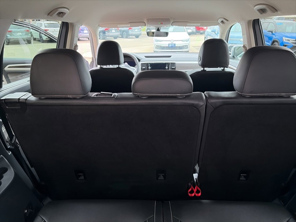 Used 2022 Volkswagen Atlas SE image 15