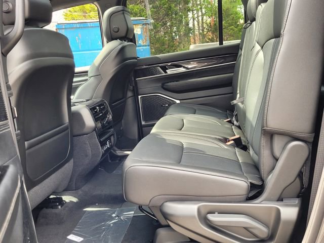 Used 2024 Jeep Wagoneer L 2WD w/ Premium Group I image 14