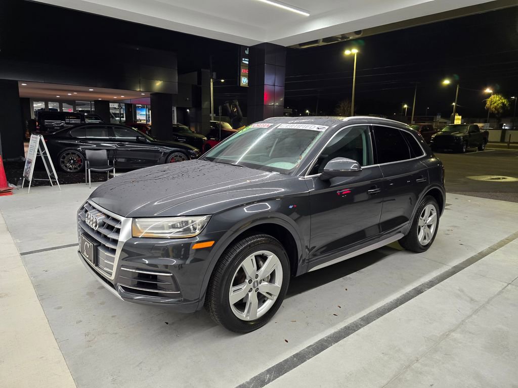 Used 2019 Audi Q5 2.0T Premium w/ Convenience Package image 2