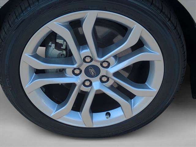 Used 2020 Ford Fusion SEL image 23