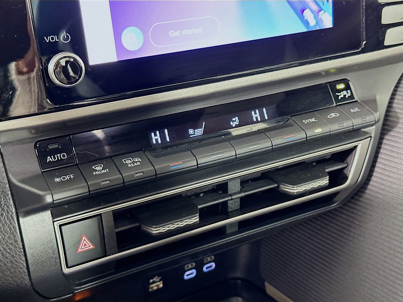 Certified 2025 Toyota Camry SE AWD/4WD image 16