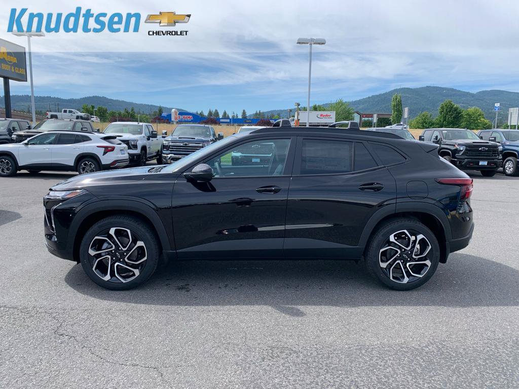 New 2026 Chevrolet Trax RS w/ Driver Confidence Package FWD image 4