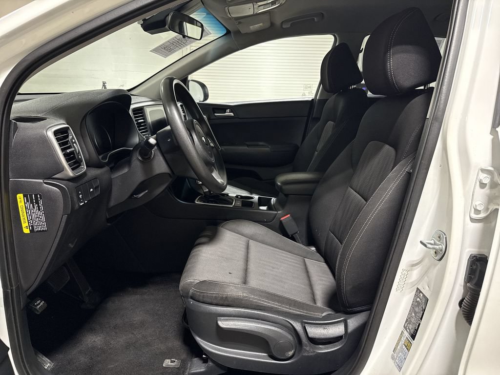 Used 2020 Kia Sportage LX FWD image 19