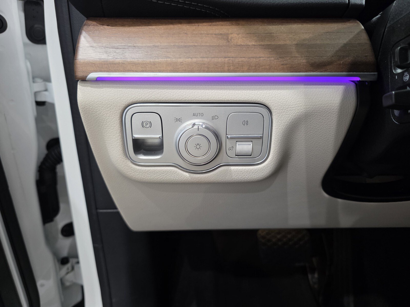 Used 2025 Mercedes-Benz GLS 450 4MATIC image 20