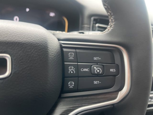 Used 2023 Jeep Wagoneer Series III w/ Preferred Equipment Group image 31