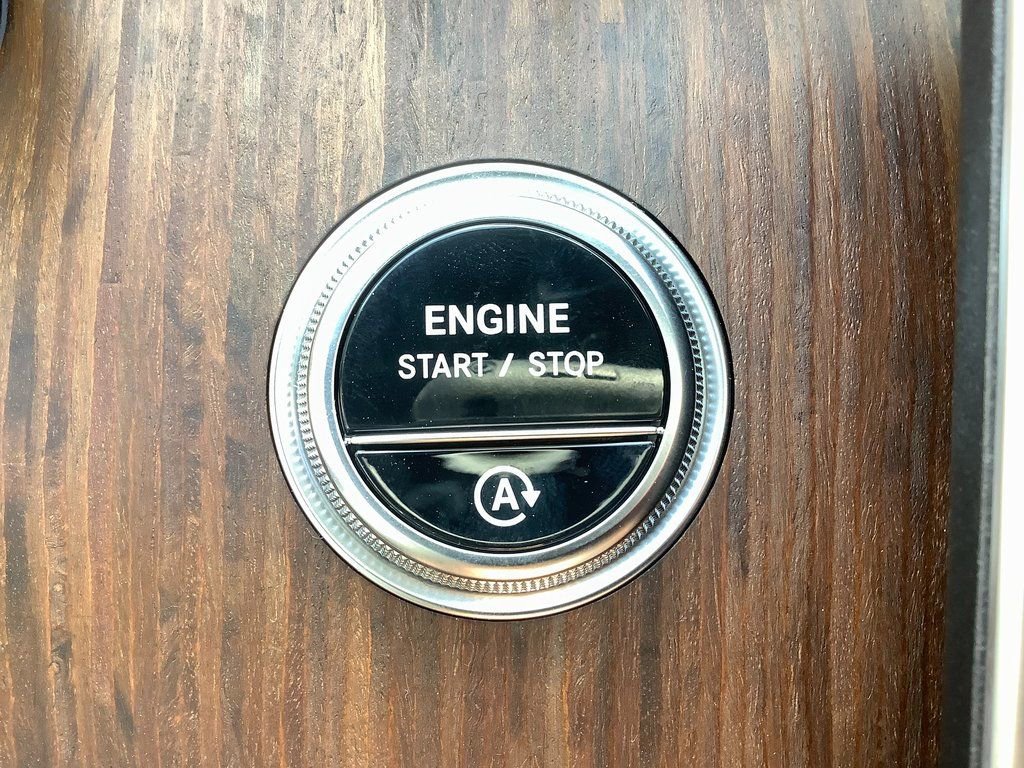 New 2024 Mercedes-Benz C 300 4MATIC Sedan image 21