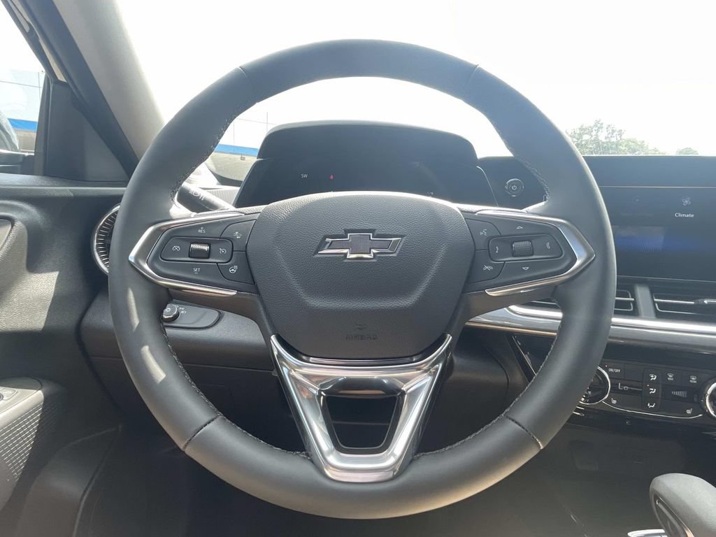 New 2026 Chevrolet Trax ACTIV w/ Driver Confidence Package FWD image 21