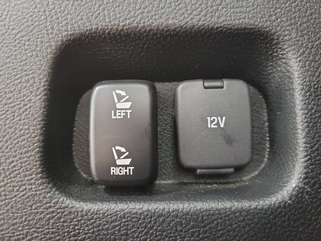 Used 2023 Ford Edge SEL AWD/4WD image 9