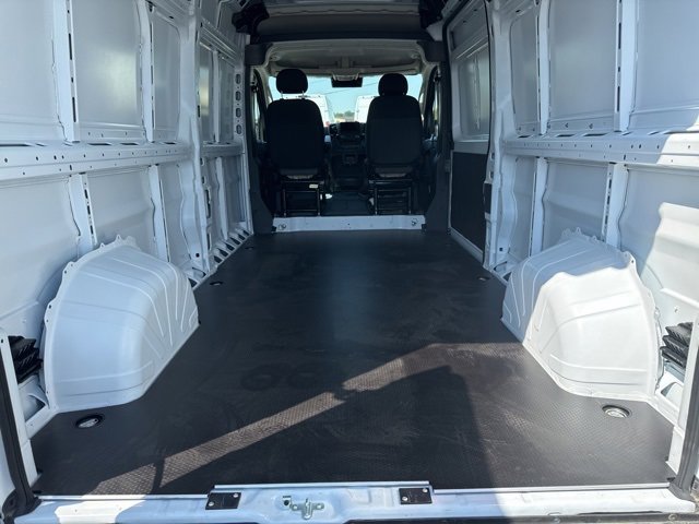 New 2025 RAM ProMaster 2500 w/ Quick Order Package 22G SLT image 20