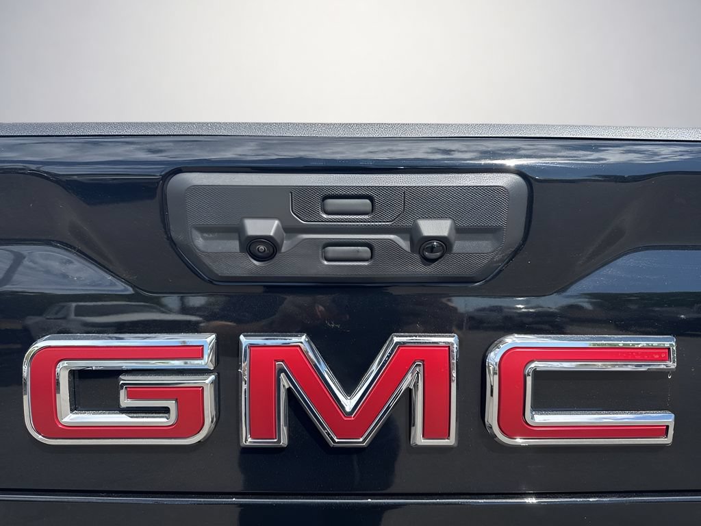 Used 2026 GMC Sierra 2500 AT4 w/ AT4 Premium Plus Package AWD/4WD image 37