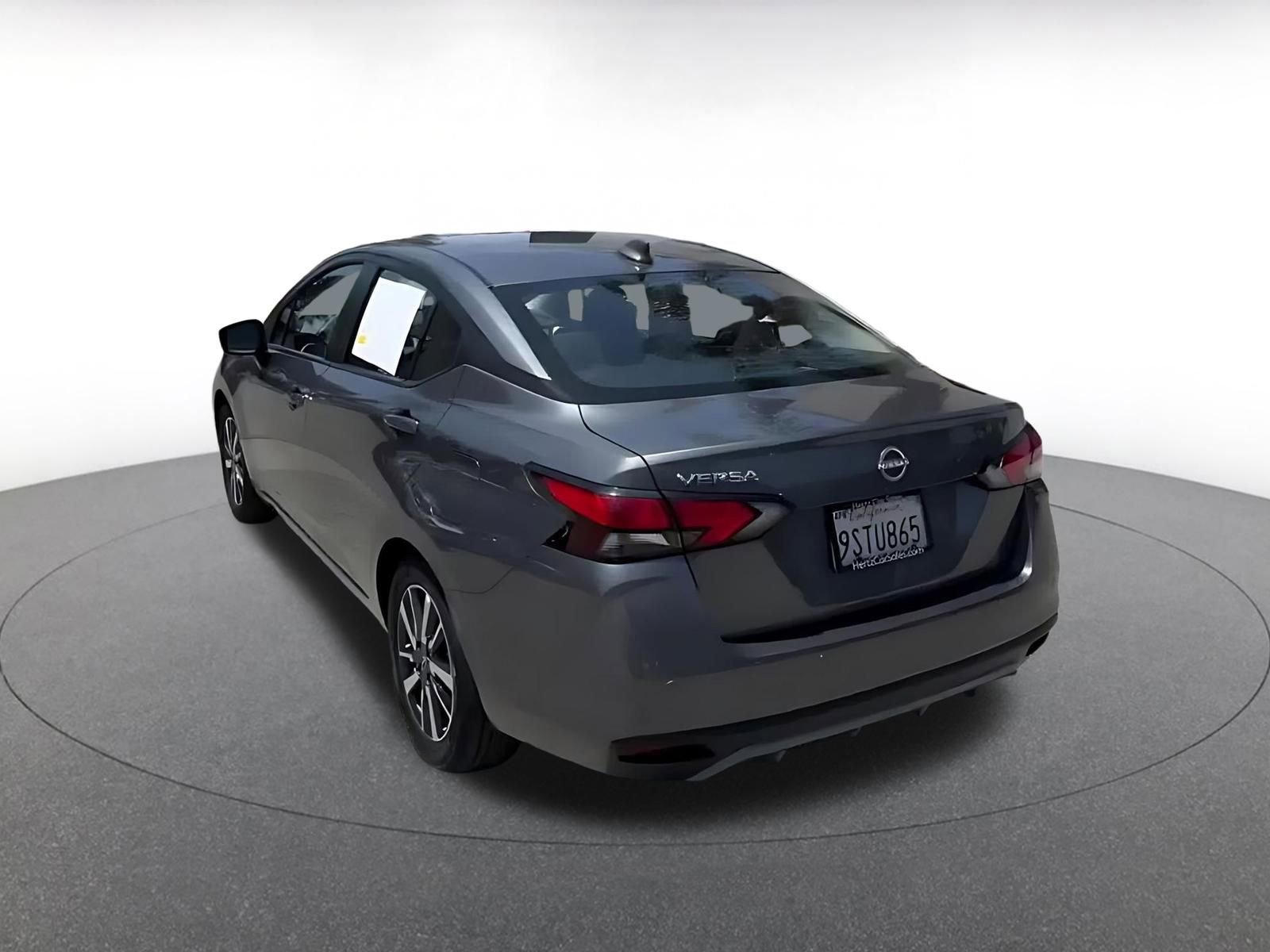 Used 2025 Nissan Versa SV FWD image 11
