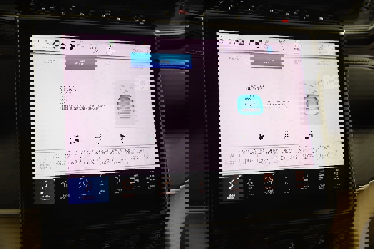 Used 2022 Jeep Grand Cherokee L Limited image 44