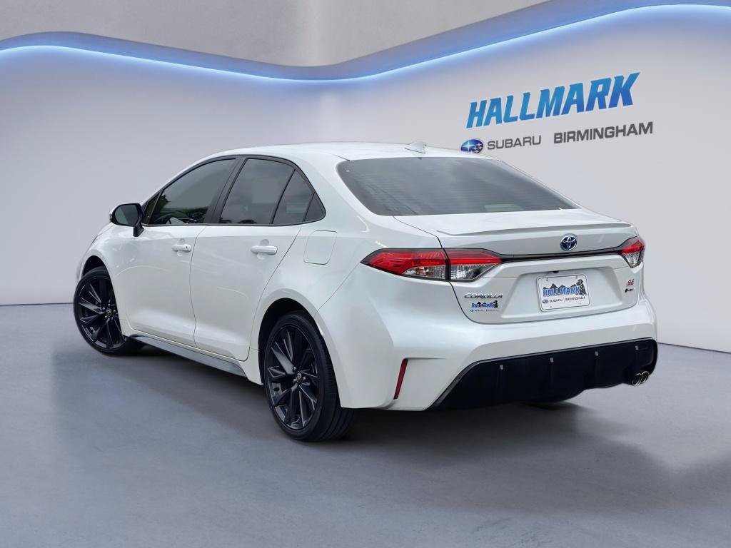 Used 2025 Toyota Corolla SE FWD image 9