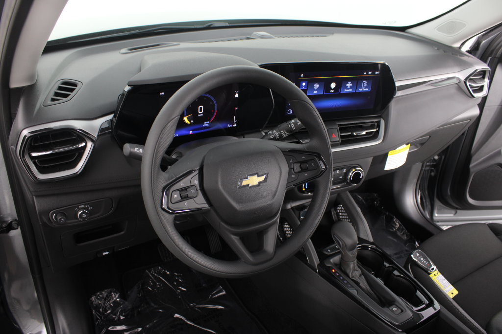 New 2026 Chevrolet TrailBlazer LS w/ LS Convenience Package FWD image 8