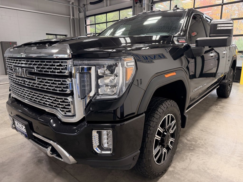 Used 2021 GMC Sierra 3500 Denali w/ Denali Black Diamond Edition video 3