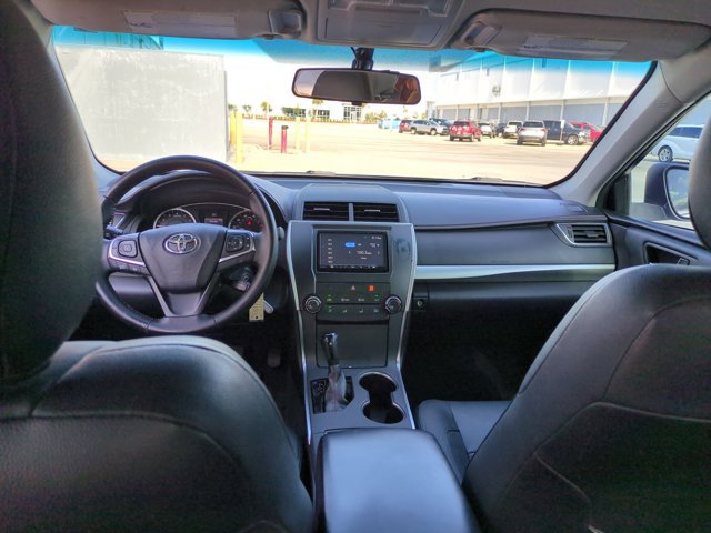 Used 2016 Toyota Camry SE FWD image 13